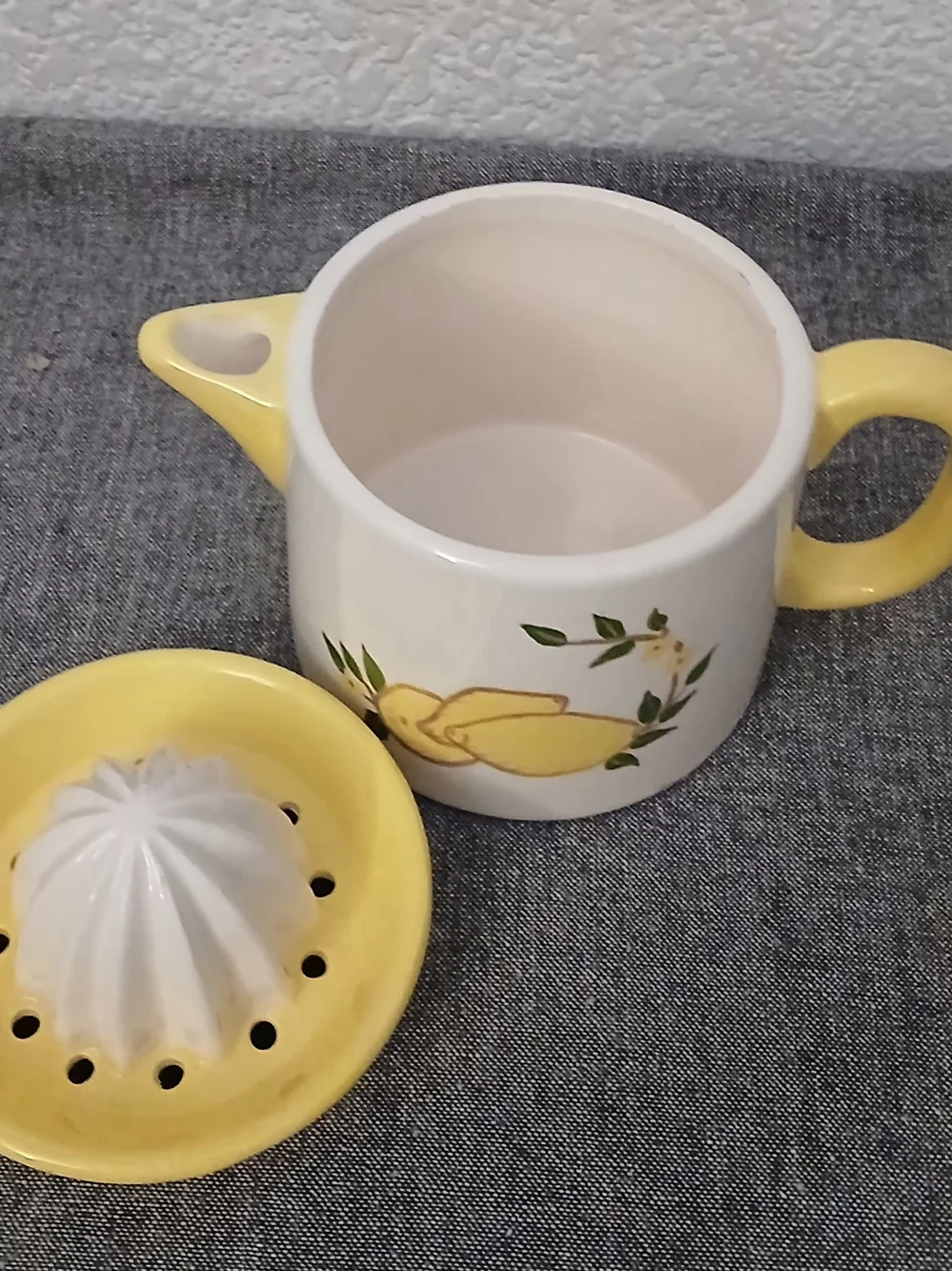 Ceramic Lemon Juicer Pitcher with Yellow Accents